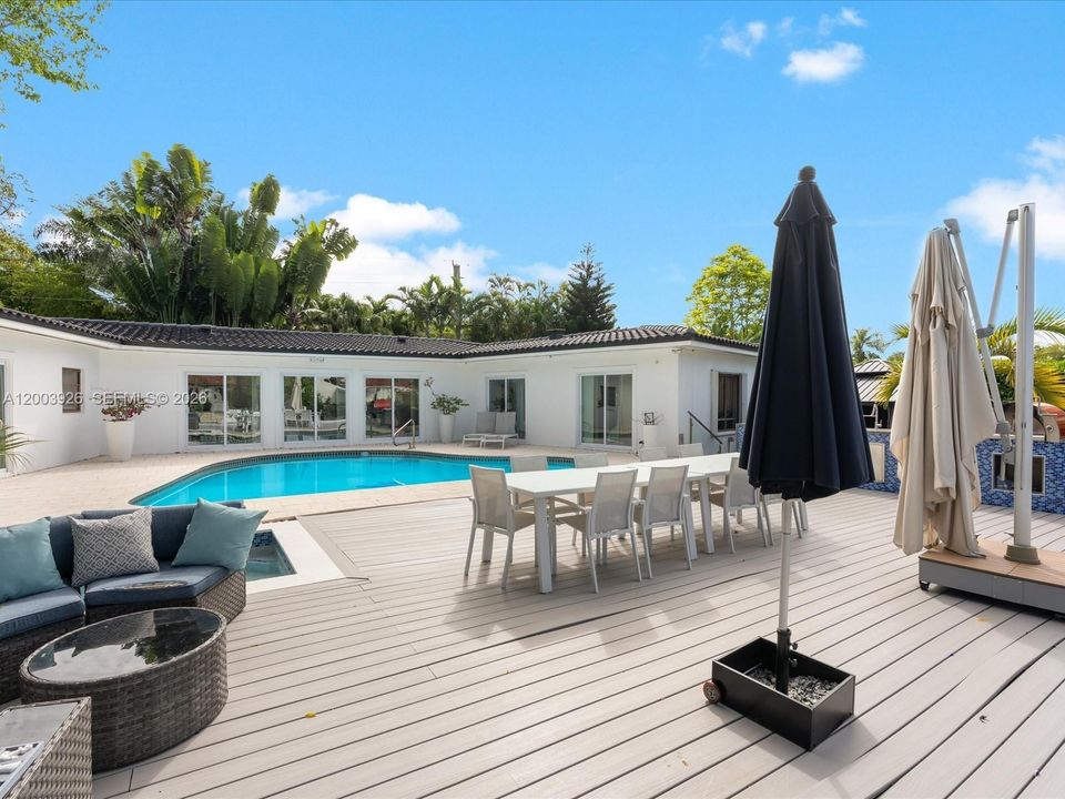 En Venta: $3,280,000 (4 camas, 4 baños, 2530 Pies cuadrados)