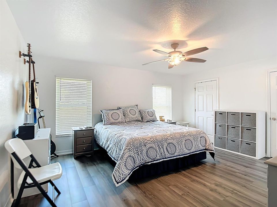 1658 Blue Lake Circle-30