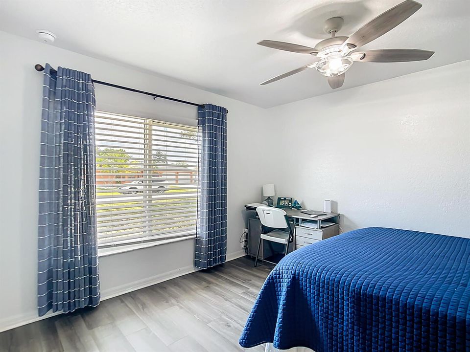 1658 Blue Lake Circle-26