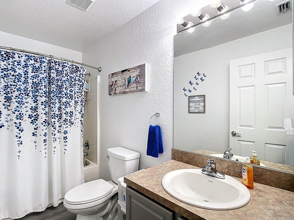 1658 Blue Lake Circle-28