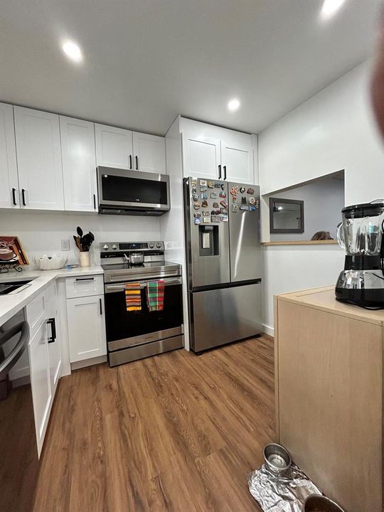 KITCHEN BEAUTIFULLY UPDATED