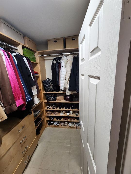 Bedroom Closet 3