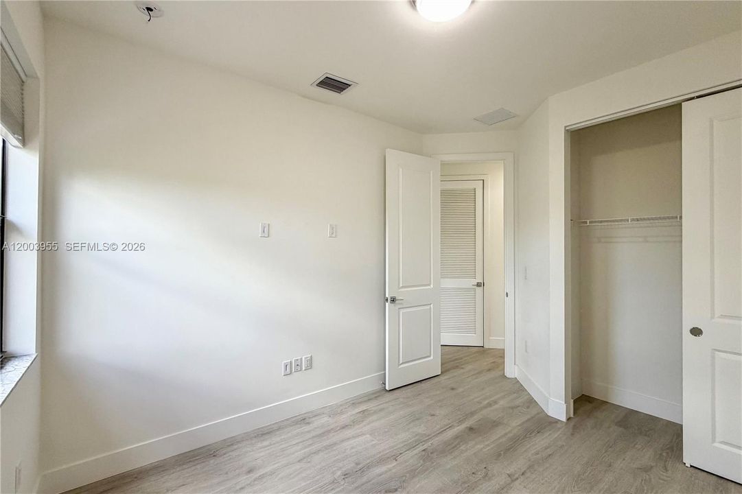 Recently Rented: $5,500 (4 beds, 3 baths, 2329 Square Feet)