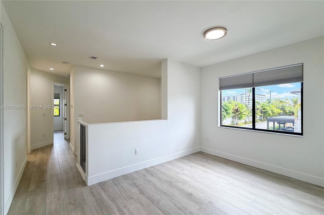 Recently Rented: $5,500 (4 beds, 3 baths, 2329 Square Feet)