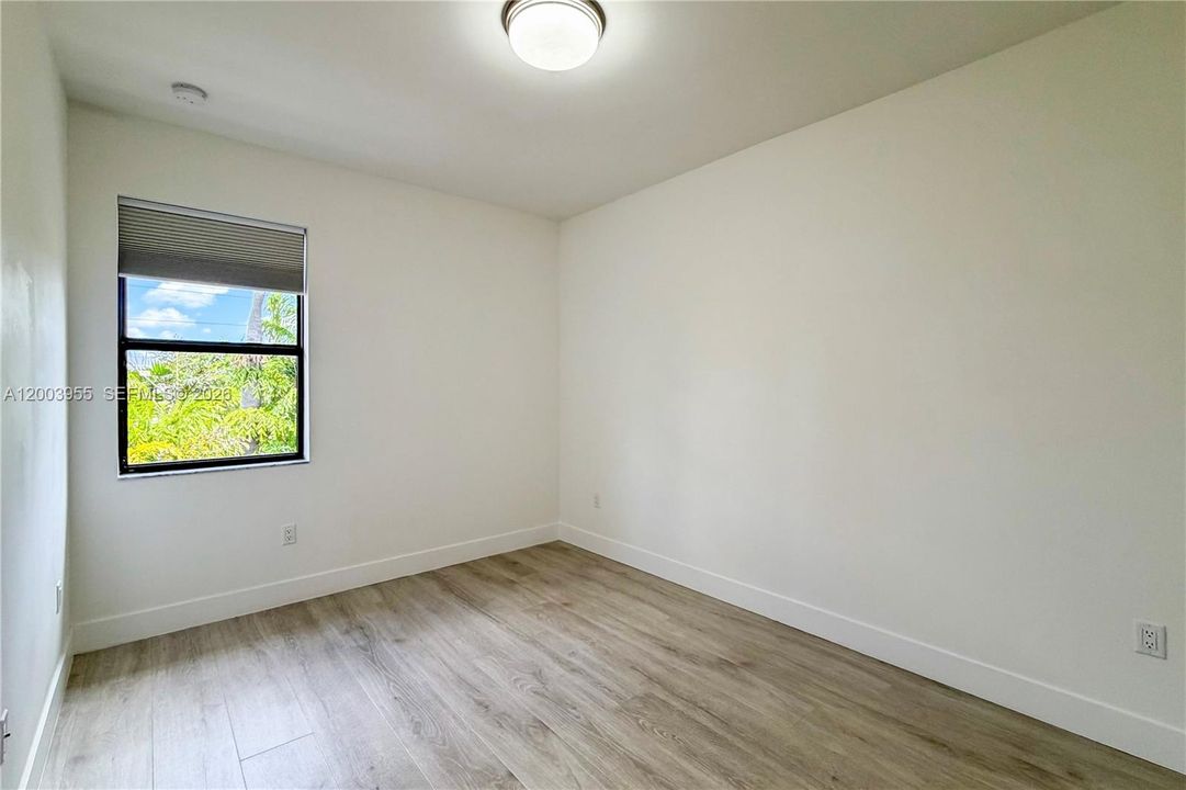Recently Rented: $5,500 (4 beds, 3 baths, 2329 Square Feet)