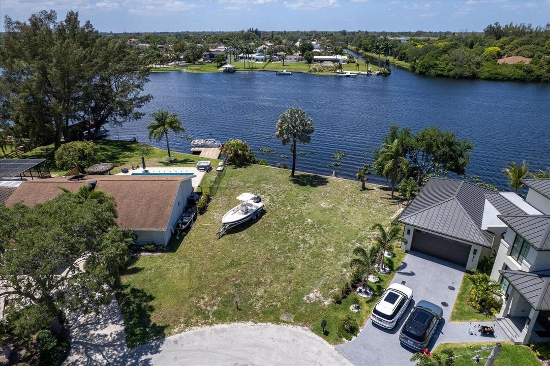 02-Wide Water Lakefront Land