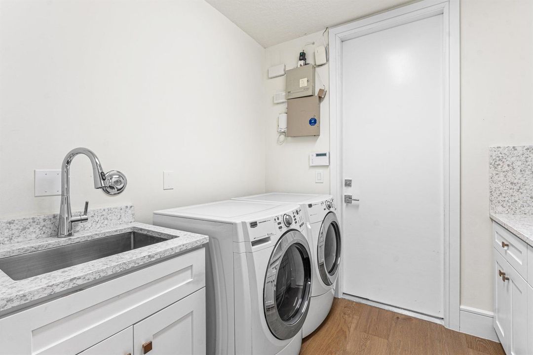021-1128CrystalDrive-PalmBeachGardens-FL