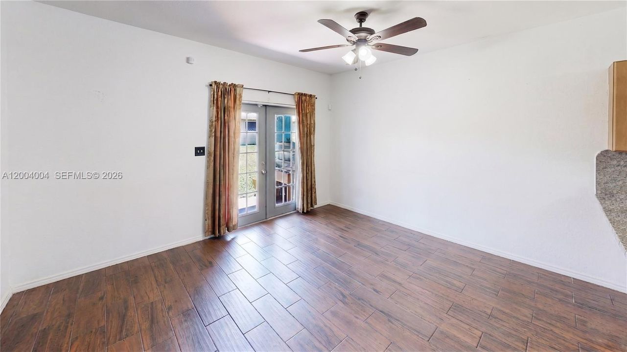 Active With Contract: $480,000 (3 beds, 2 baths, 1346 Square Feet)