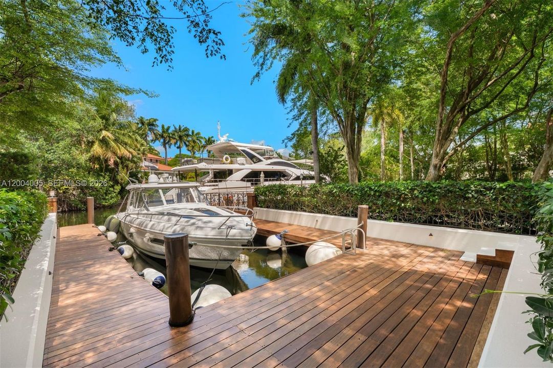 En Venta: $31,000,000 (6 camas, 7 baños, 7215 Pies cuadrados)