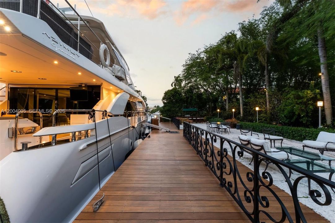 En Venta: $31,000,000 (6 camas, 7 baños, 7215 Pies cuadrados)