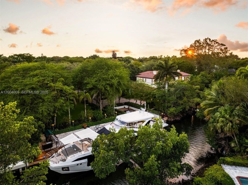 En Venta: $31,000,000 (6 camas, 7 baños, 7215 Pies cuadrados)