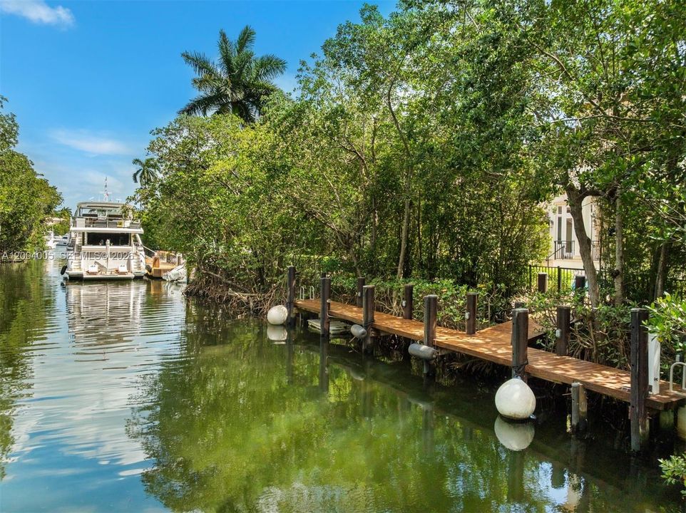 En Venta: $31,000,000 (6 camas, 7 baños, 7215 Pies cuadrados)