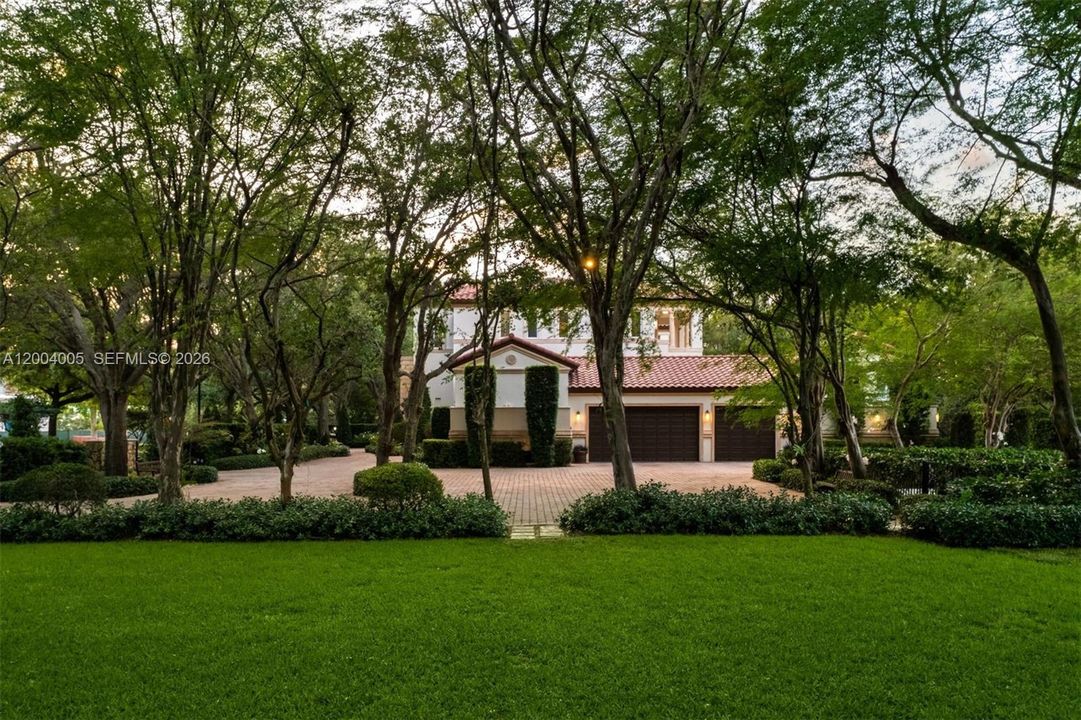 En Venta: $31,000,000 (6 camas, 7 baños, 7215 Pies cuadrados)