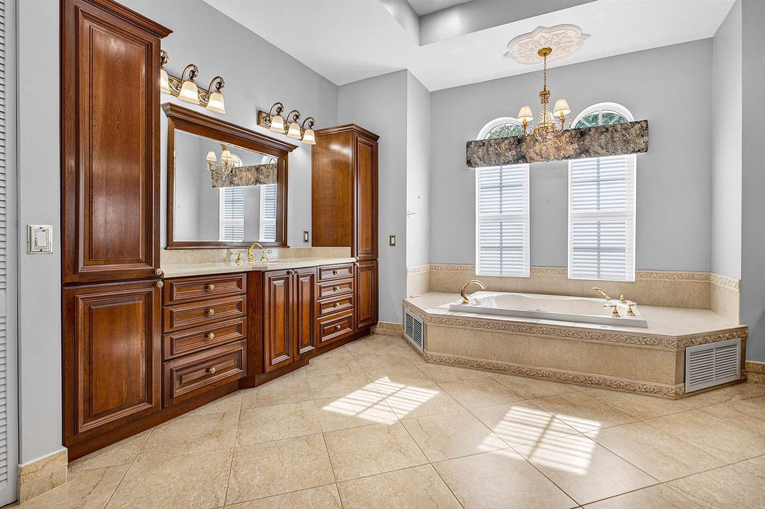 045-6071Northwest69thWay-Parkland-FL-330