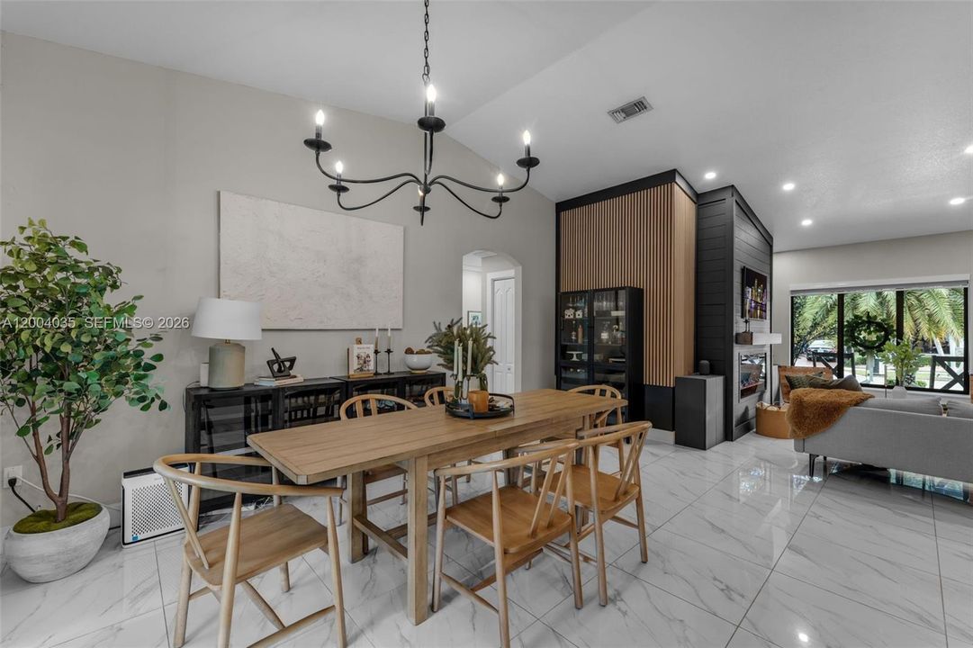 Недавно продано: $949,900 (4 спален, 2 ванн, 0 Квадратных фут)