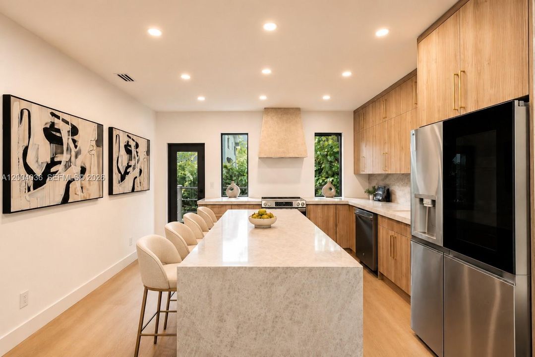 En Venta: $975,000 (3 camas, 2 baños, 1210 Pies cuadrados)