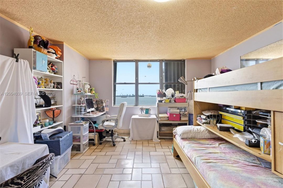 На продажу: $425,000 (2 спален, 3 ванн, 1950 Квадратных фут)
