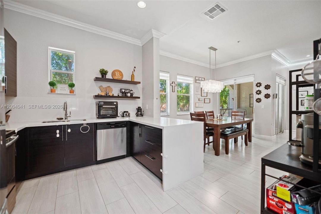 Active With Contract: $389,000 (3 beds, 2 baths, 1340 Square Feet)