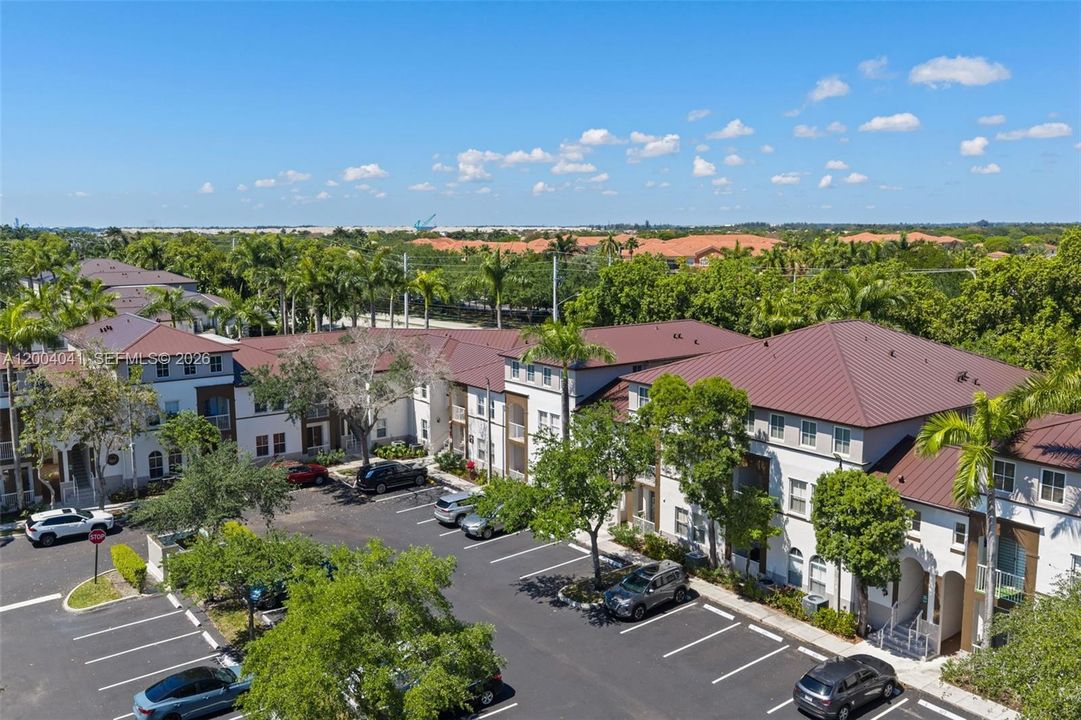 Active With Contract: $389,000 (3 beds, 2 baths, 1340 Square Feet)