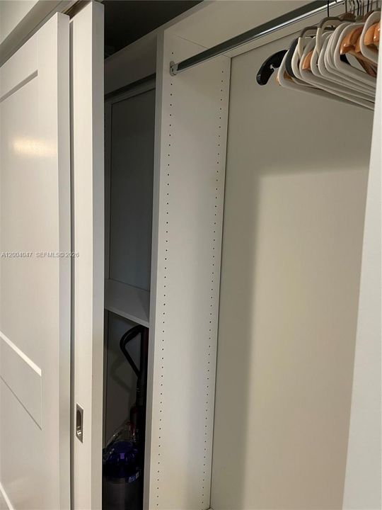 For Rent: $9,500 (3 beds, 2 baths, 2250 Square Feet)