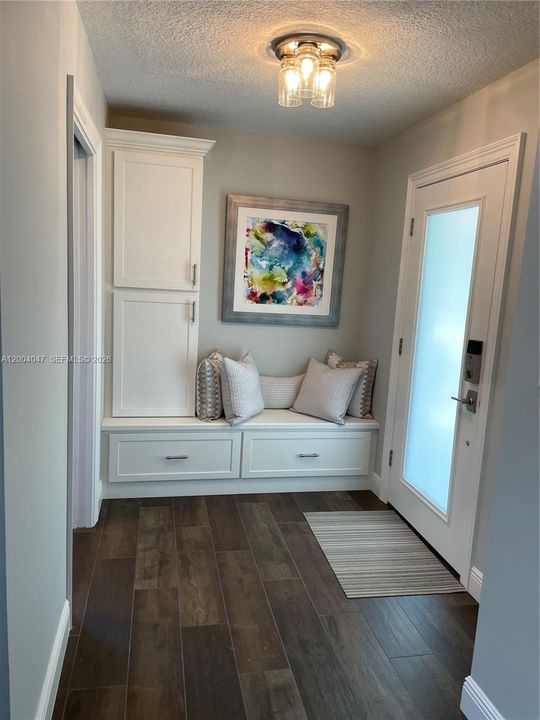 For Rent: $9,500 (3 beds, 2 baths, 2250 Square Feet)