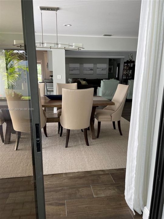 For Rent: $9,500 (3 beds, 2 baths, 2250 Square Feet)