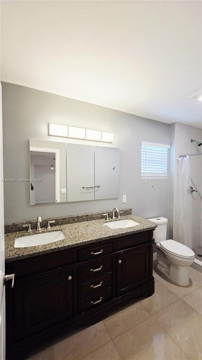 Active With Contract: $4,300 (4 beds, 3 baths, 1949 Square Feet)