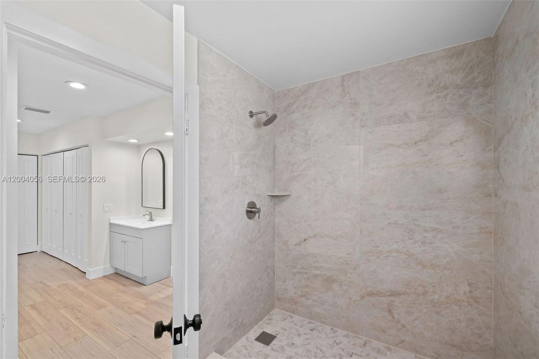 В аренду: $4,650 (4 спален, 3 ванн, 2638 Квадратных фут)