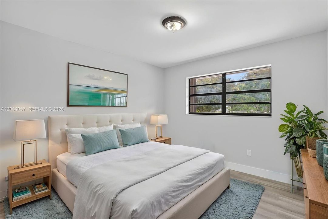 Vendido Recientemente: $299,900 (2 camas, 1 baños, 924 Pies cuadrados)