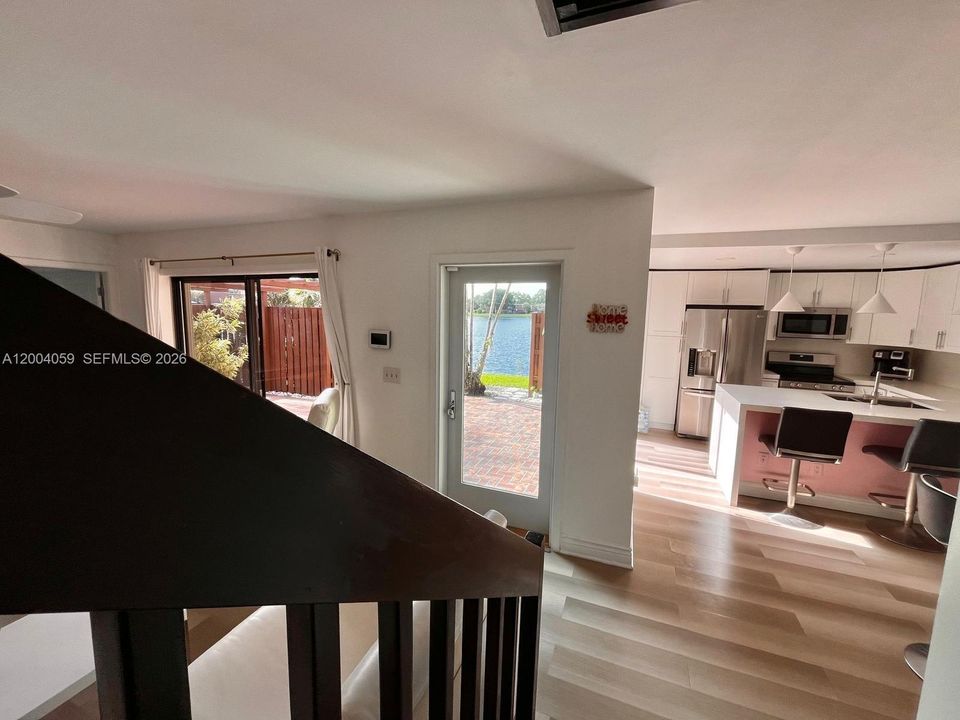 Activo con contrato: $459,900 (3 camas, 2 baños, 1654 Pies cuadrados)