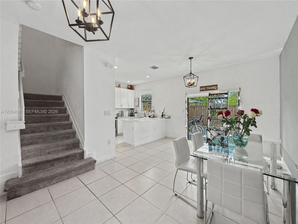 For Sale: $469,999 (3 beds, 2 baths, 1330 Square Feet)