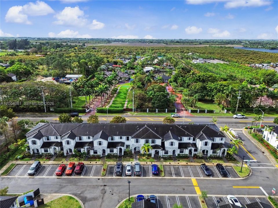 For Sale: $469,999 (3 beds, 2 baths, 1330 Square Feet)