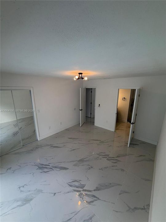 Activo con contrato: $800,000 (3 camas, 2 baños, 1686 Pies cuadrados)