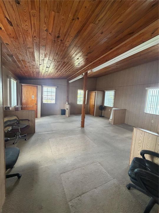 5-bedroom upstairs Office/Conference room