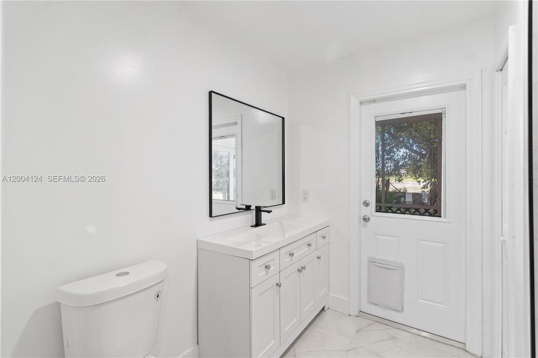 Activo con contrato: $599,900 (4 camas, 3 baños, 2664 Pies cuadrados)