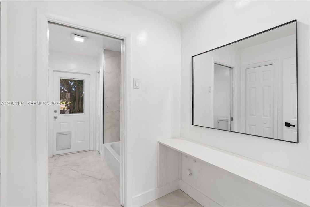 Activo con contrato: $599,900 (4 camas, 3 baños, 2664 Pies cuadrados)