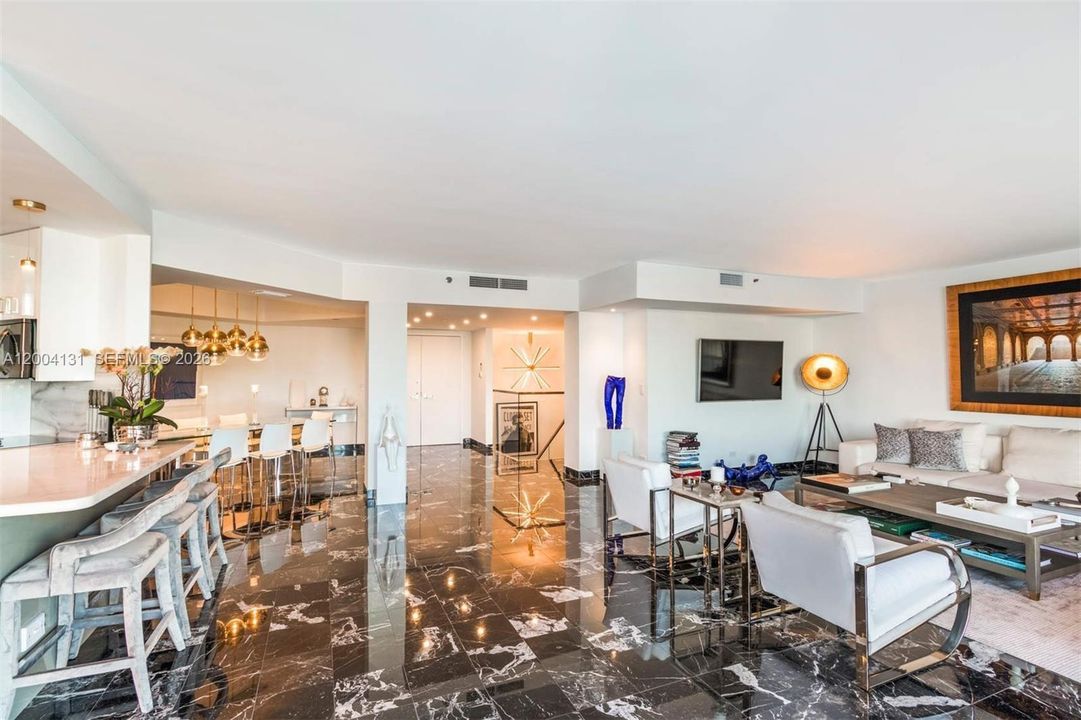 For Sale: $1,550,000 (3 beds, 3 baths, 2970 Square Feet)