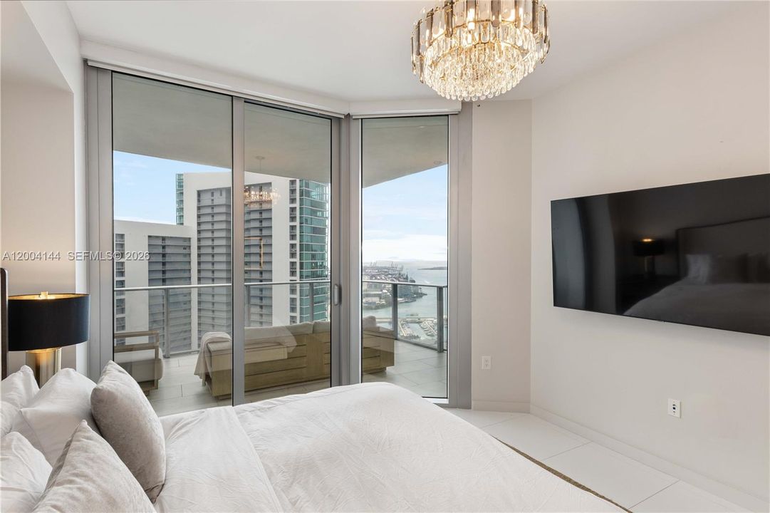 For Sale: $895,000 (1 beds, 2 baths, 1254 Square Feet)