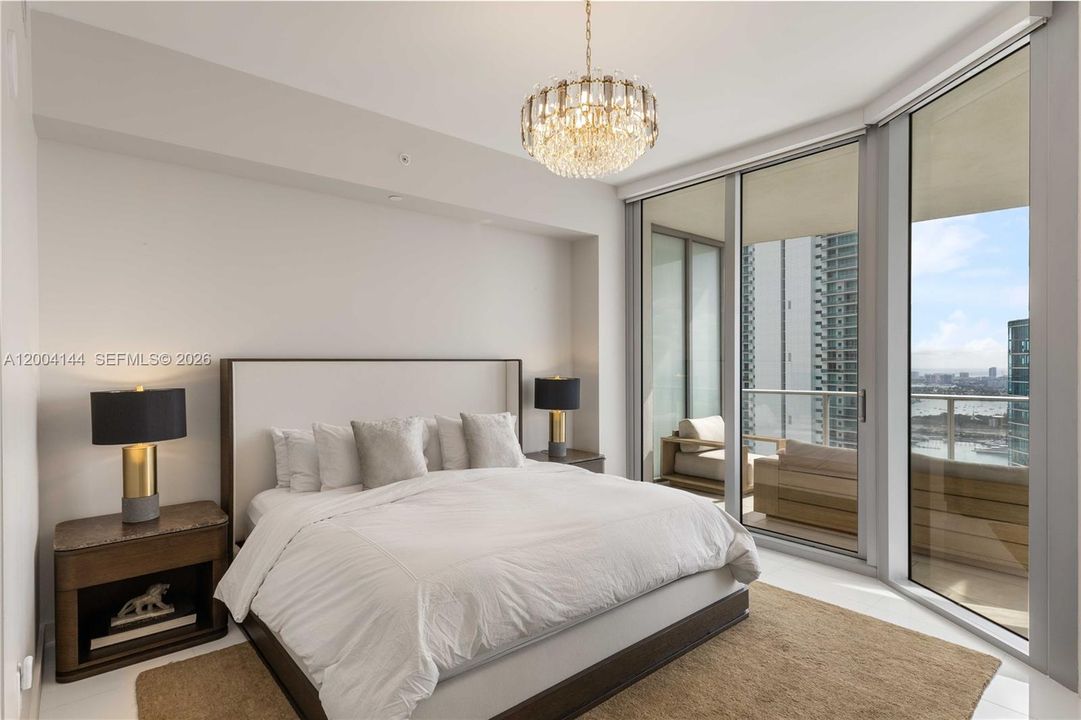 For Sale: $895,000 (1 beds, 2 baths, 1254 Square Feet)