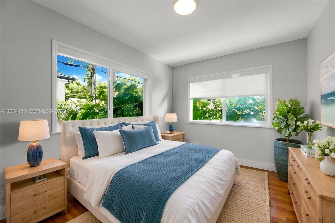 Activo con contrato: $1,475,000 (3 camas, 2 baños, 1898 Pies cuadrados)