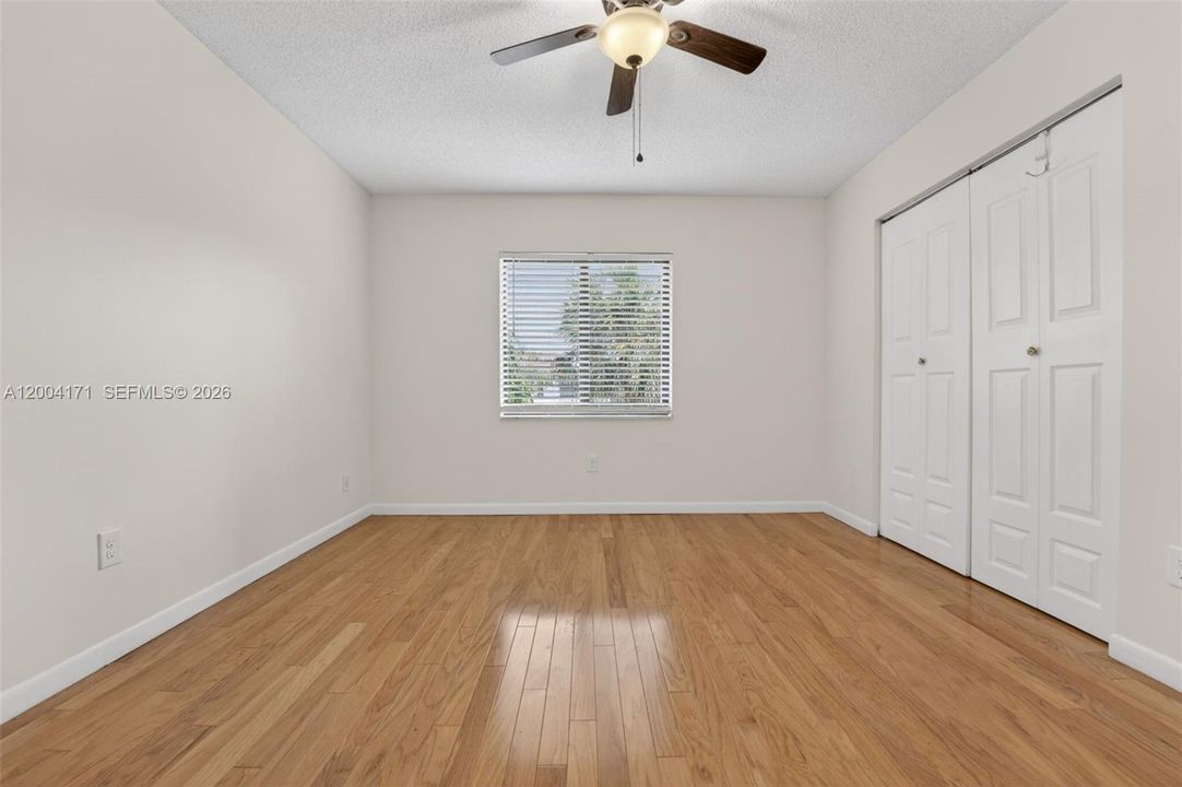 В аренду: $2,250 (2 спален, 2 ванн, 1216 Квадратных фут)