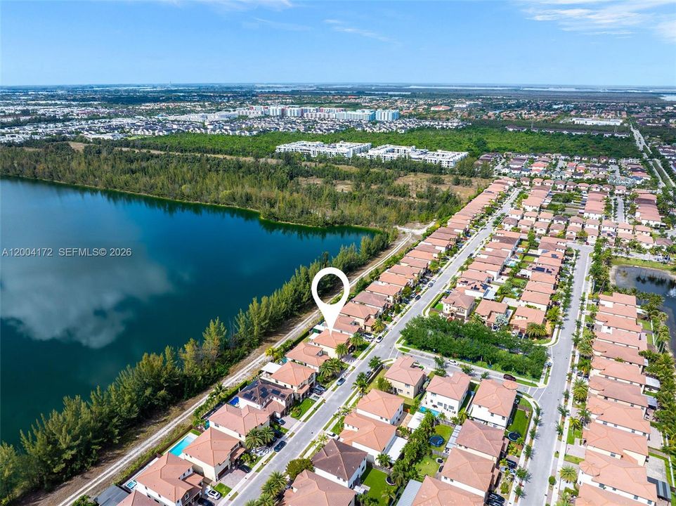 For Sale: $1,300,000 (4 beds, 3 baths, 2674 Square Feet)