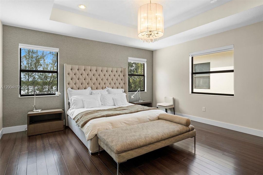 For Sale: $1,300,000 (4 beds, 3 baths, 2674 Square Feet)