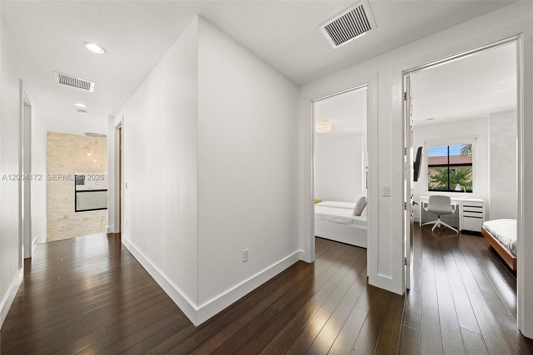 For Sale: $1,300,000 (4 beds, 3 baths, 2674 Square Feet)