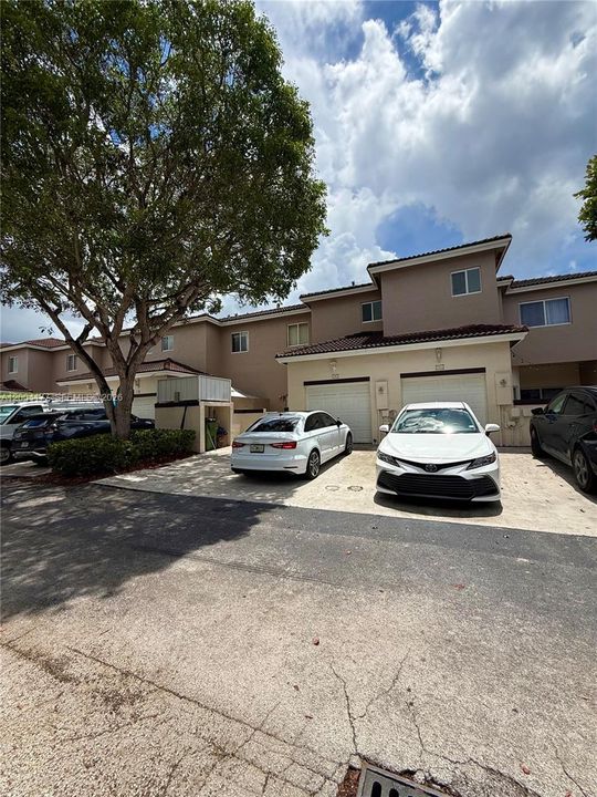 For Sale: $242,000 (2 beds, 2 baths, 1431 Square Feet)