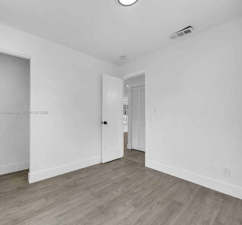 En Venta: $415,000 (3 camas, 2 baños, 980 Pies cuadrados)