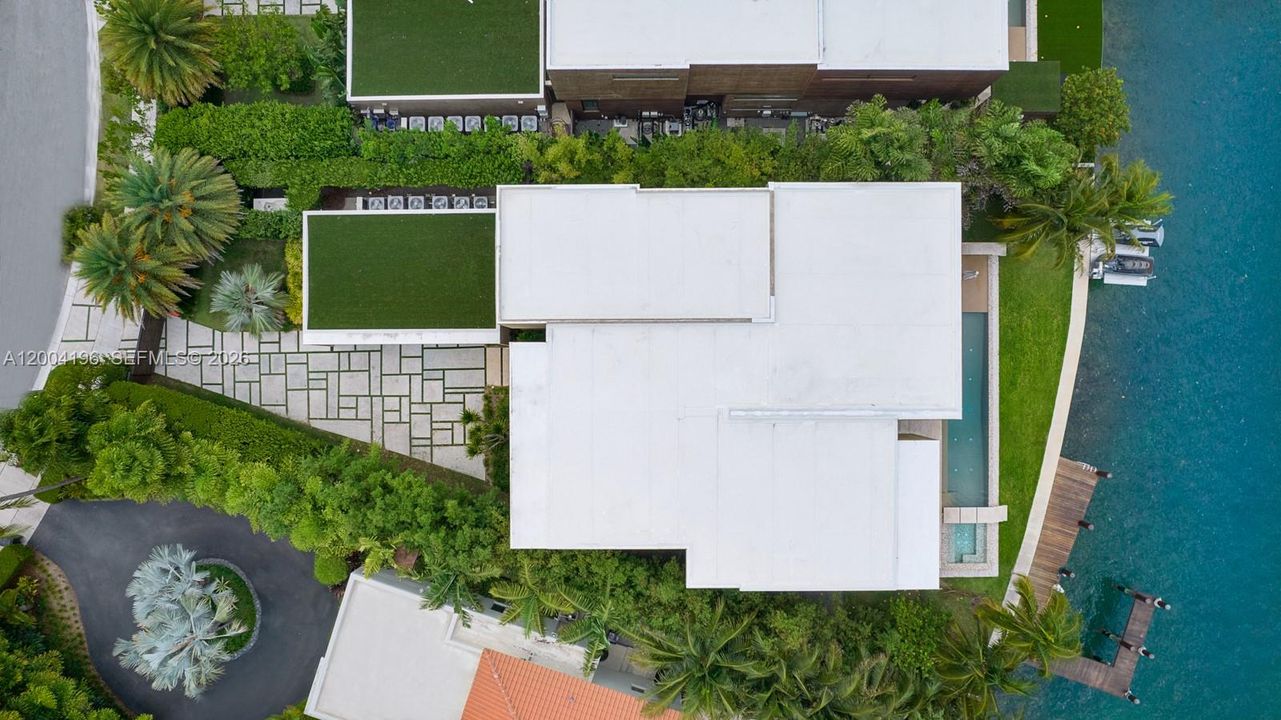 En Renta: $165,000 (7 camas, 7 baños, 7066 Pies cuadrados)