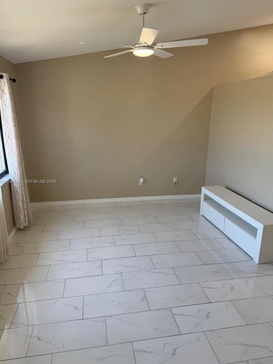 В аренду: $2,500 (3 спален, 2 ванн, 0 Квадратных фут)