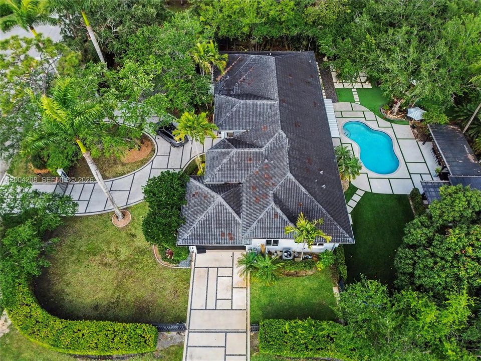 Recientemente alquilado: $13,499 (5 camas, 3 baños, 2848 Pies cuadrados)