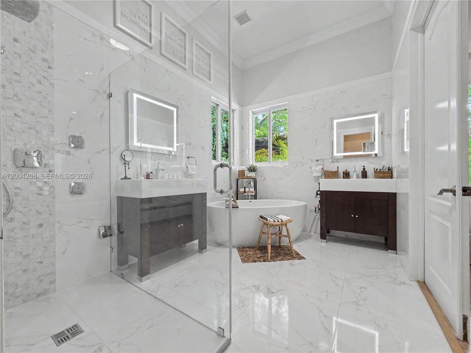 Recientemente alquilado: $13,499 (5 camas, 3 baños, 2848 Pies cuadrados)
